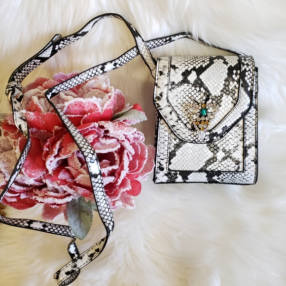 Handbag republic classic Print Crossbody, bag - Picture 3 of 5